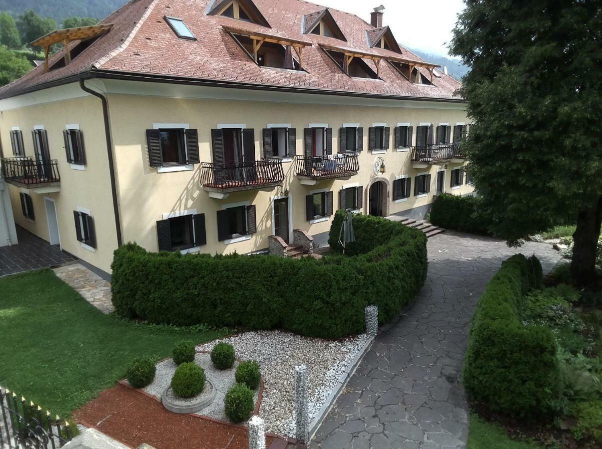 Garten- & Loggia-Appartement Herrenhaus Dellach im Drautal Exteriör bild
