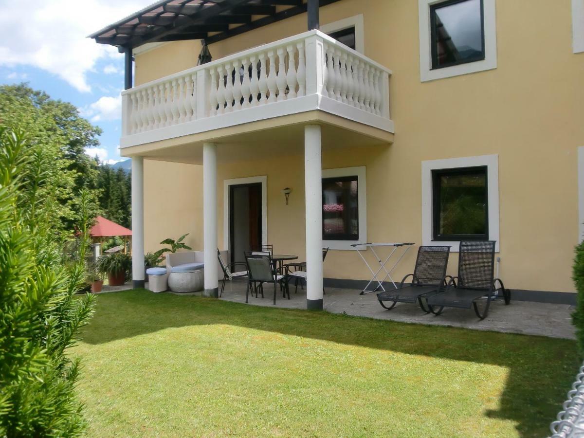 Garten- & Loggia-Appartement Herrenhaus Dellach im Drautal Exteriör bild