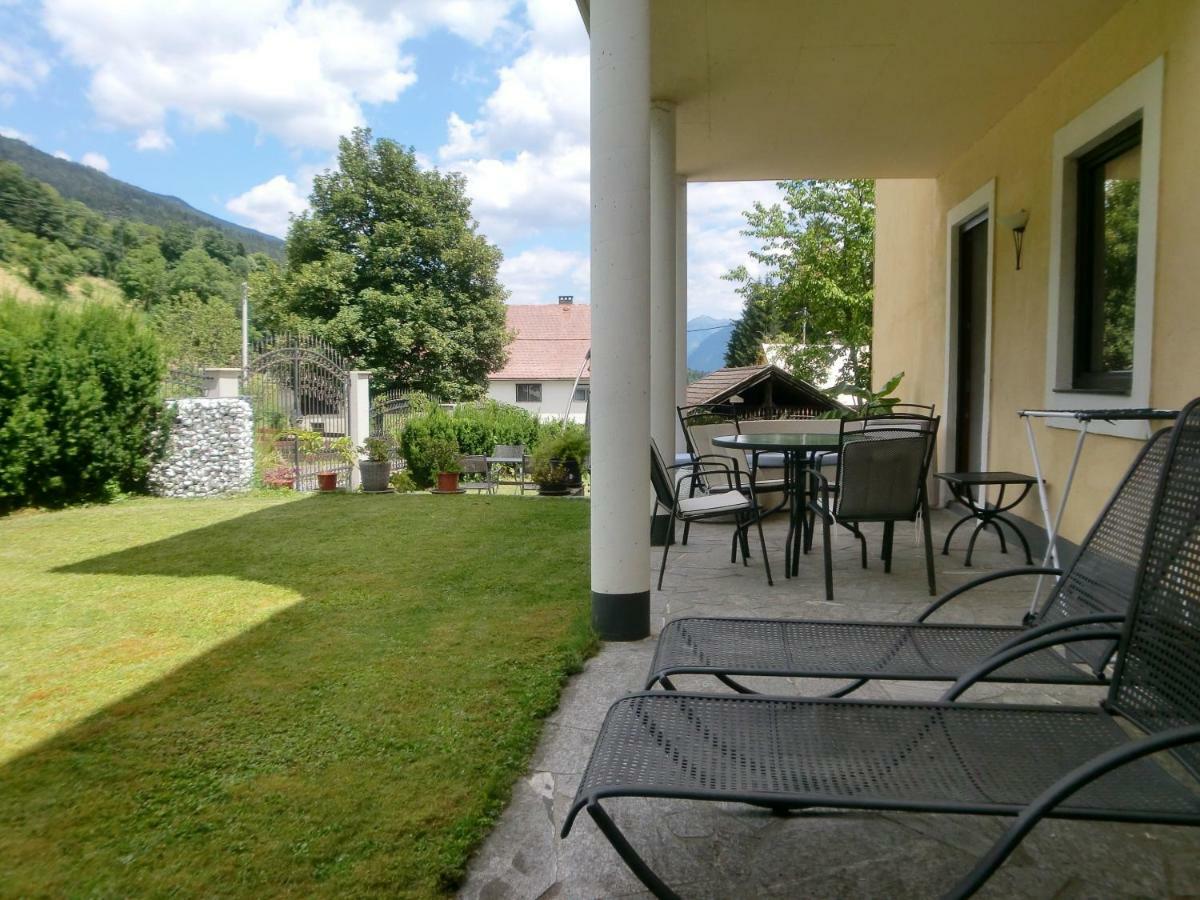 Garten- & Loggia-Appartement Herrenhaus Dellach im Drautal Exteriör bild